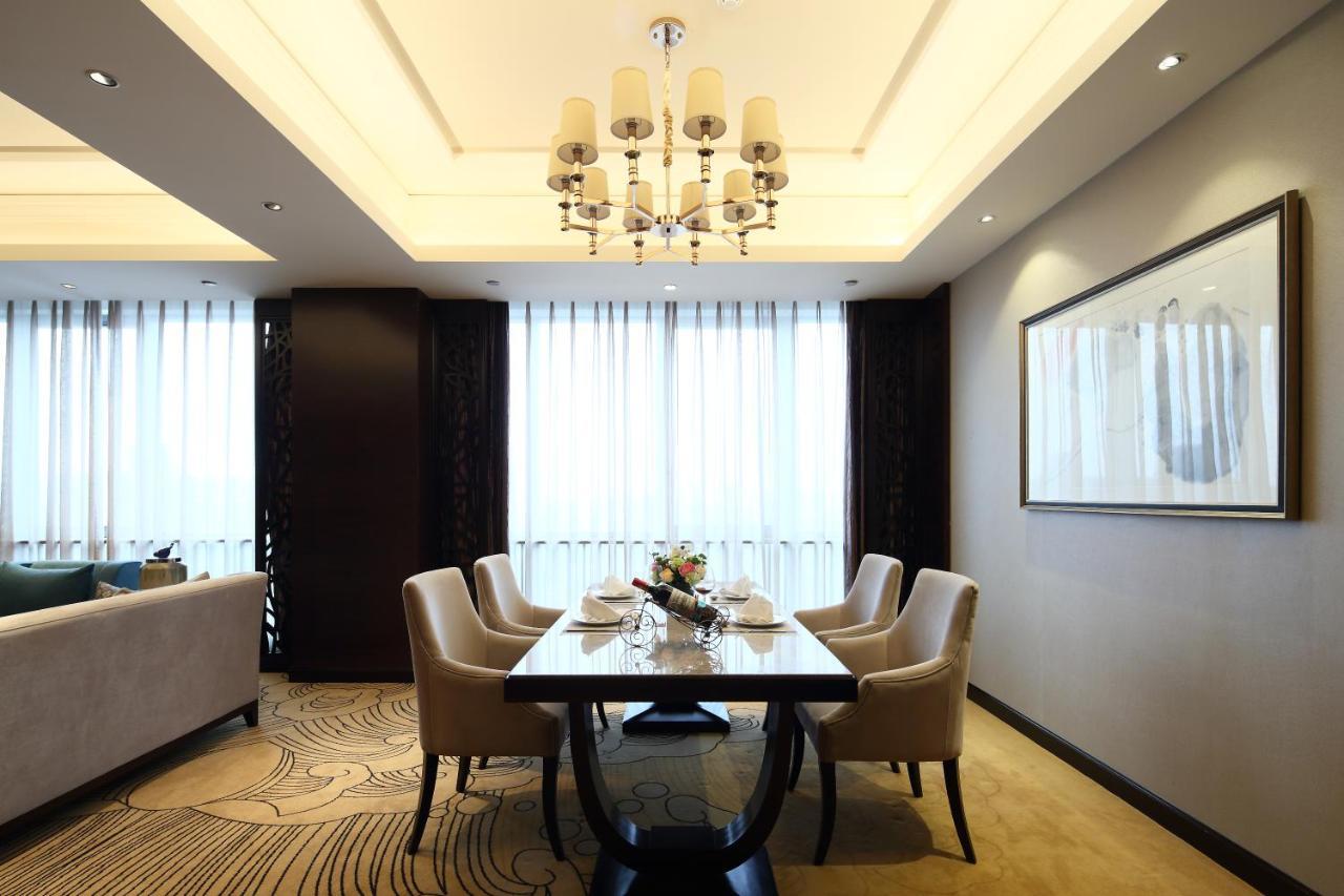 Jinan Luxury Blue Horizon Hotel Exterior foto