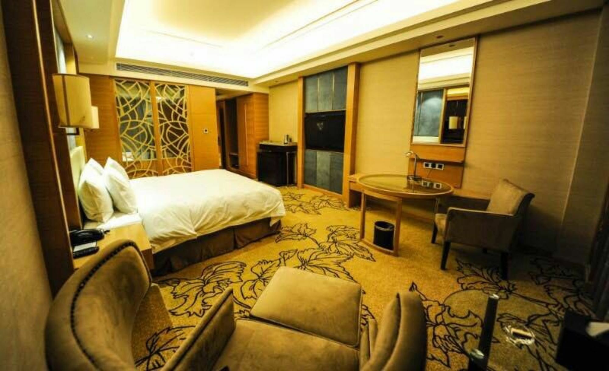 Jinan Luxury Blue Horizon Hotel Exterior foto